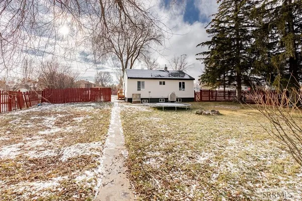 $289,900 | 745 West Main Street, St. Anthony, ID 83445