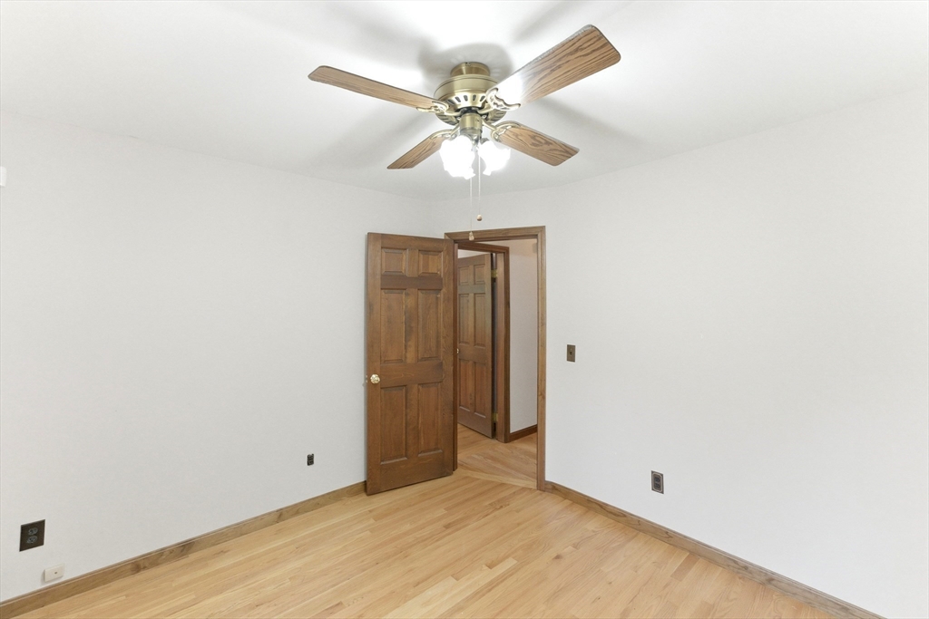 474 Orchard Street Raynham, MA 02767 - Photo 13 of 38