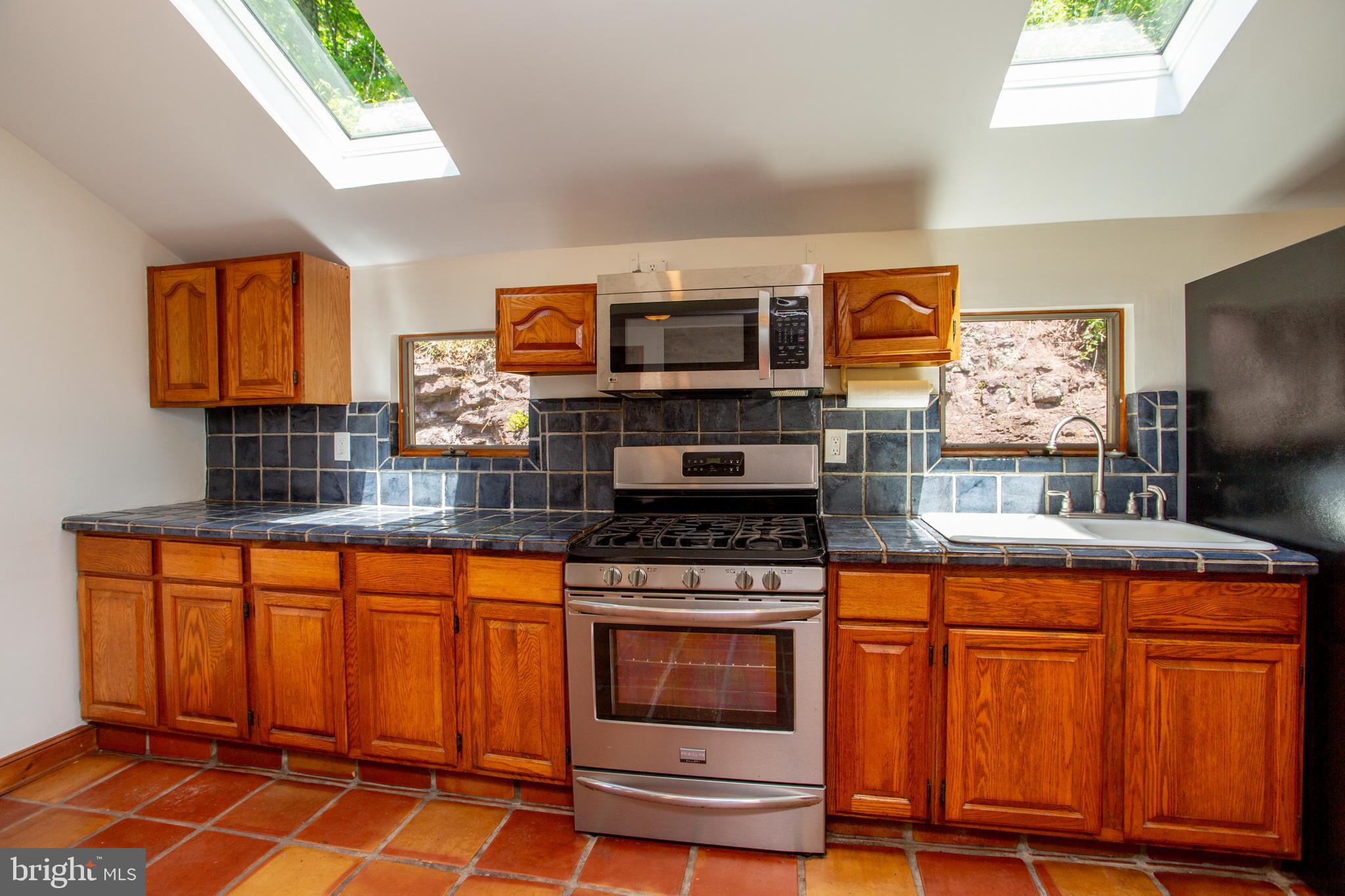 6 Quarry Road Stockton, NJ 08559 - Photo 10 of 34 Bright and beautiful kitchen