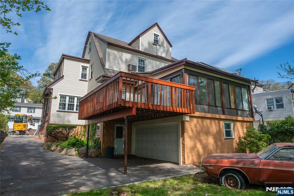 27 Glen Road West Orange, NJ 07052 - Photo 23 of 25