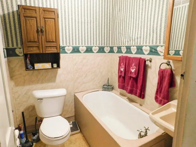 $119,900 | 73 Spring Street, Dexter, ME 04930