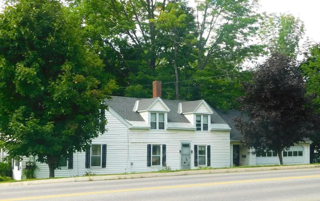 $119,900 | 73 Spring Street, Dexter, ME 04930