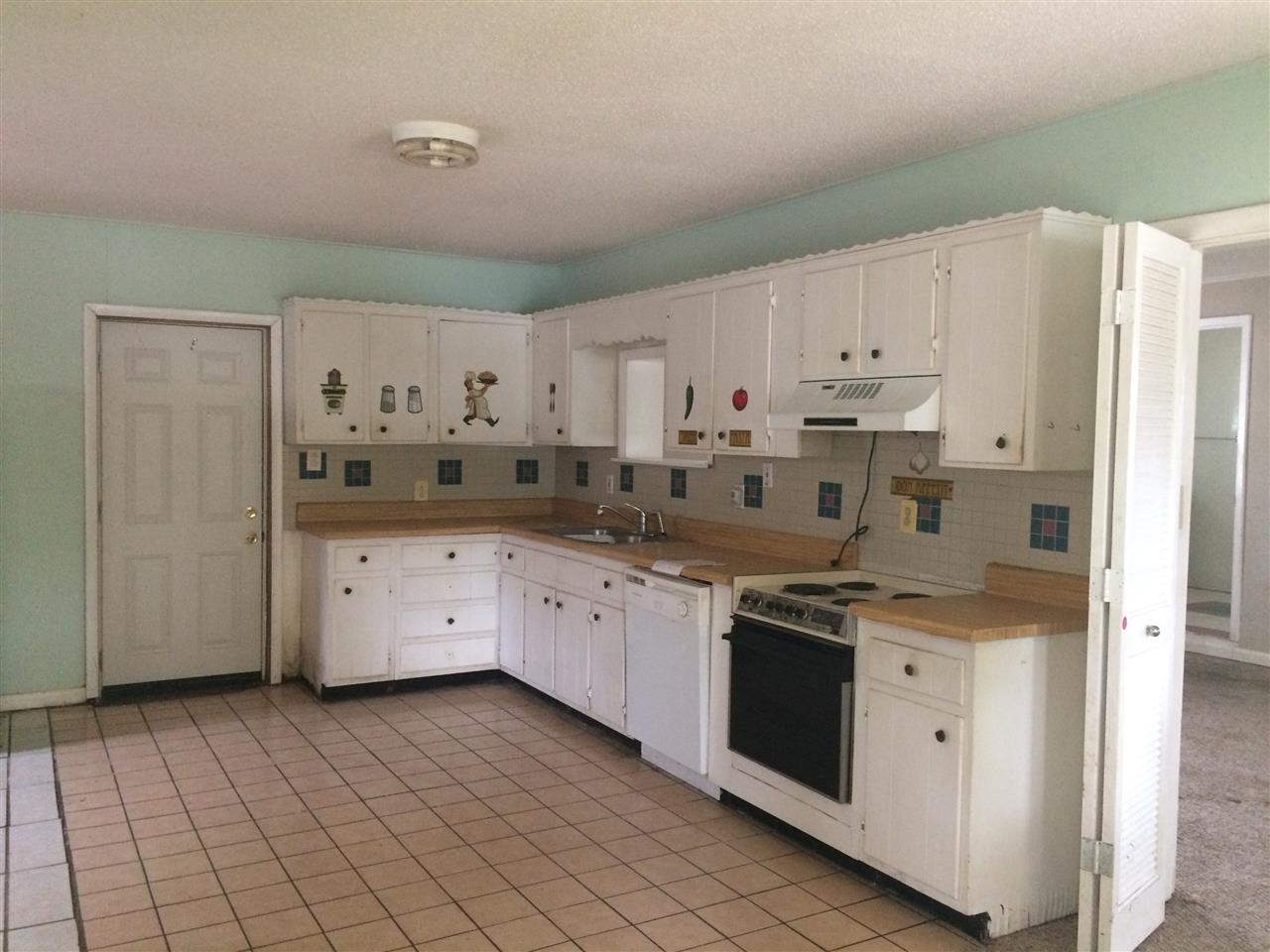 174 Old Ferry Dock Road Eastpoint, FL 32328 - Photo 6 of 11 Gallery Image 6