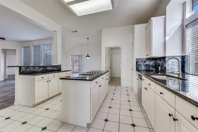 $2,650 | 9611 Cliffside Drive, Irving, TX 75063