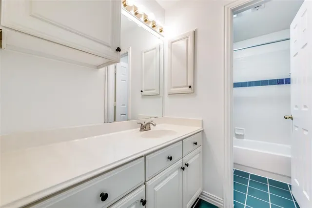 $2,650 | 9611 Cliffside Drive, Irving, TX 75063