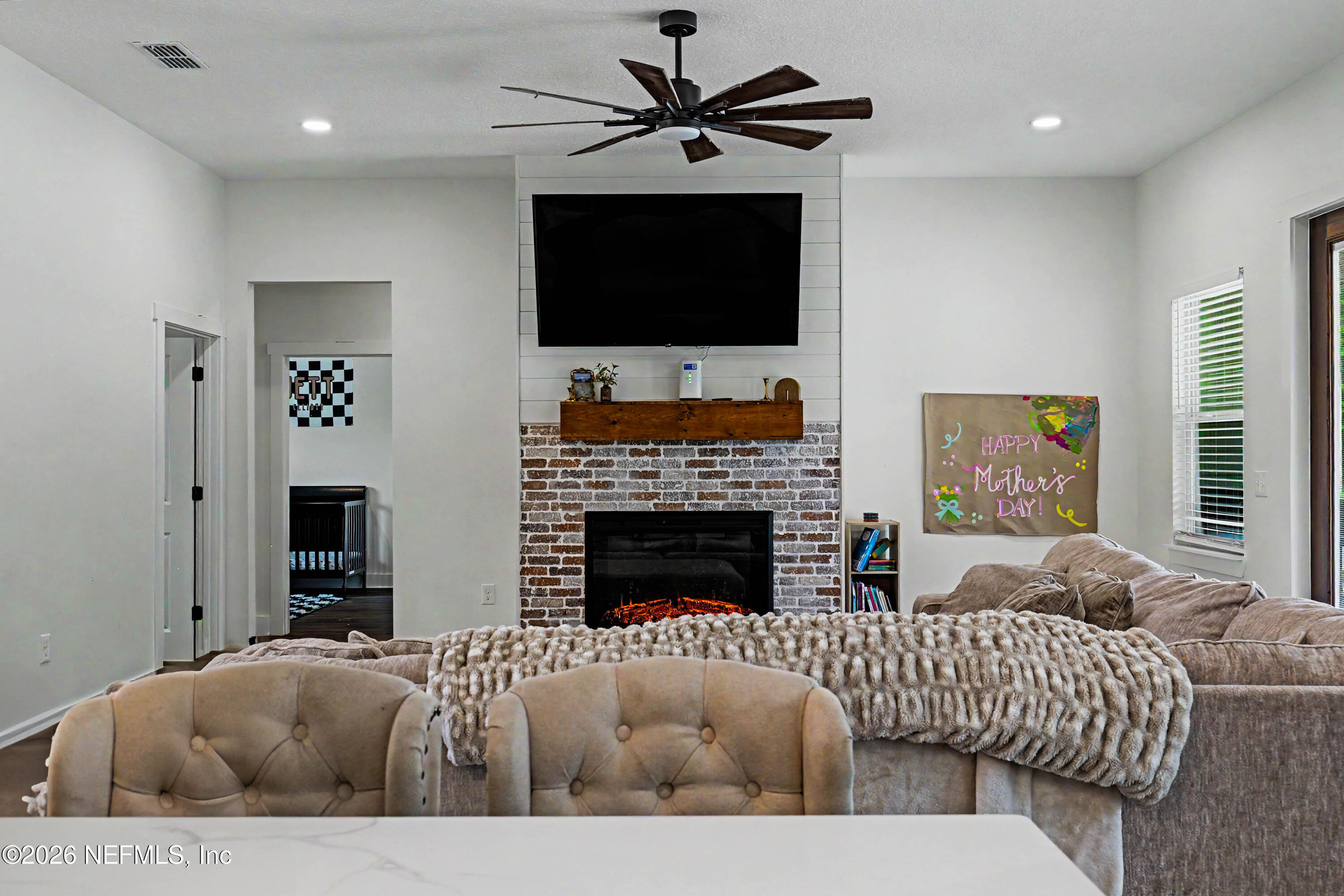 44024 Breezy Lane Callahan, FL 32011 - Photo 27 of 76 Living Room