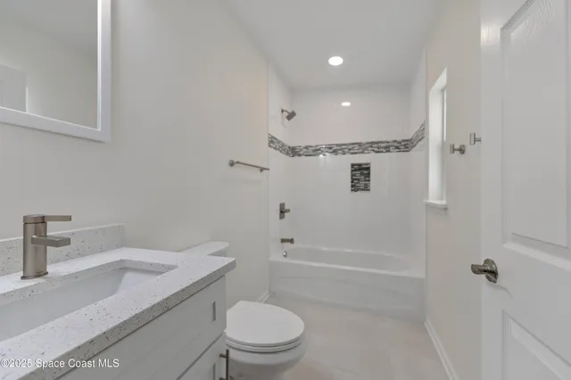 $2,100 | 34 West Azalea Circle, Rockledge, FL 32955