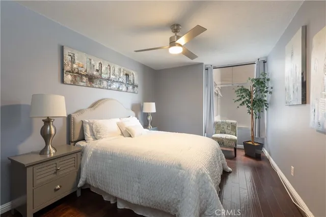 $399,900 | 100 Atlantic Avenue, Unit 902, Long Beach, CA 90802