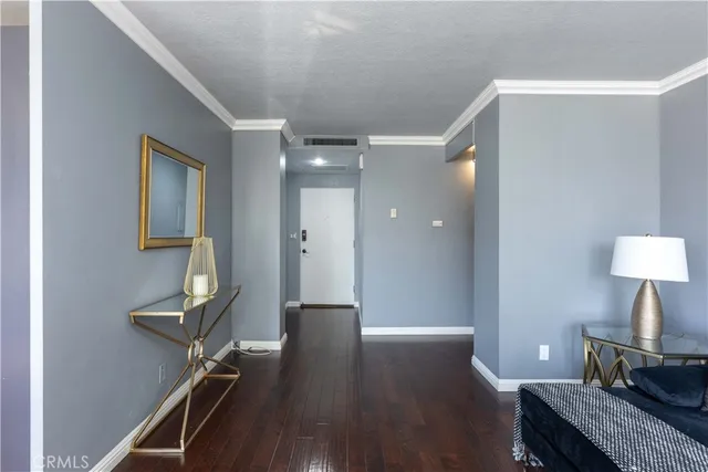 $399,900 | 100 Atlantic Avenue, Unit 902, Long Beach, CA 90802