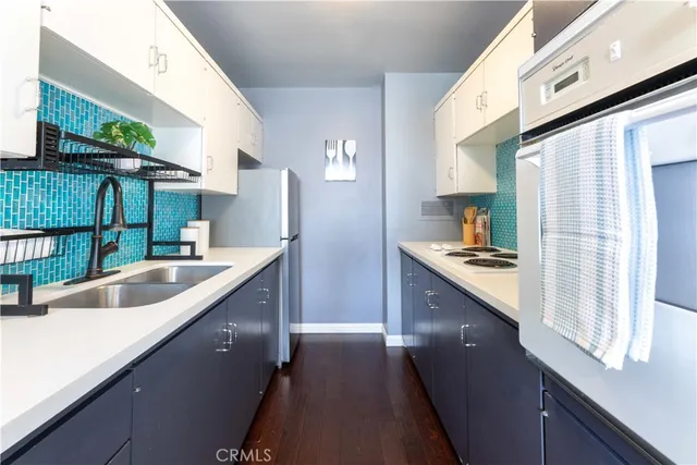 $399,900 | 100 Atlantic Avenue, Unit 902, Long Beach, CA 90802