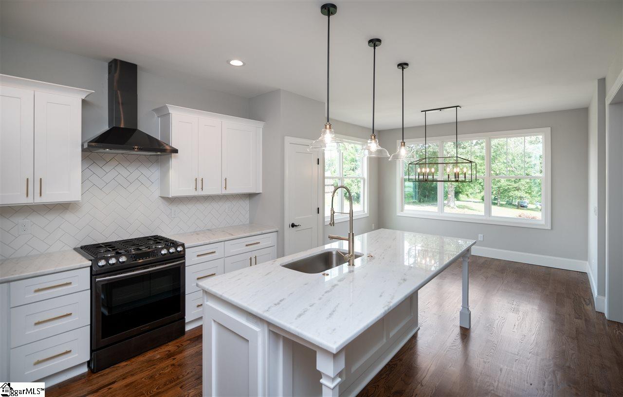 2416 Poole Road Greer, SC 29651 - Photo 13 of 34