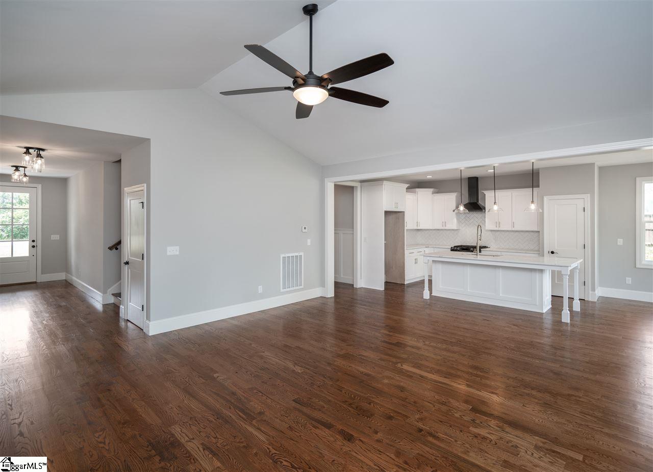 2416 Poole Road Greer, SC 29651 - Photo 6 of 34
