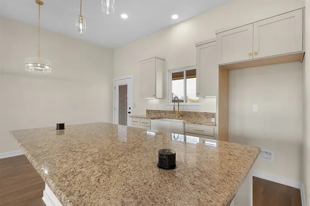 $435,000 | 7349 Tiff Nicole Lane, Von Ormy, TX 78073