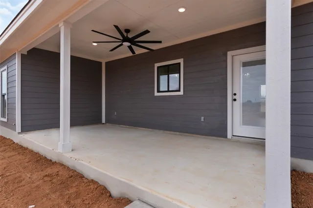 $435,000 | 7349 Tiff Nicole Lane, Von Ormy, TX 78073