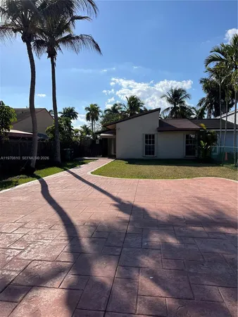$3,650 | 158 Southwest 96th Court, Unit 158, Miami, FL 33174