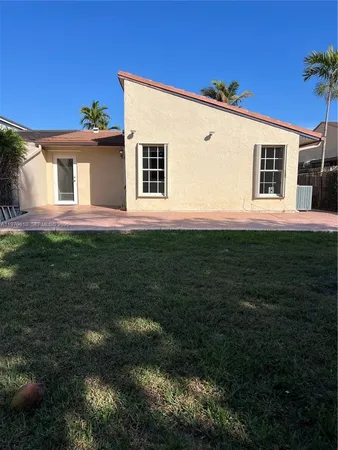 $3,650 | 158 Southwest 96th Court, Unit 158, Miami, FL 33174