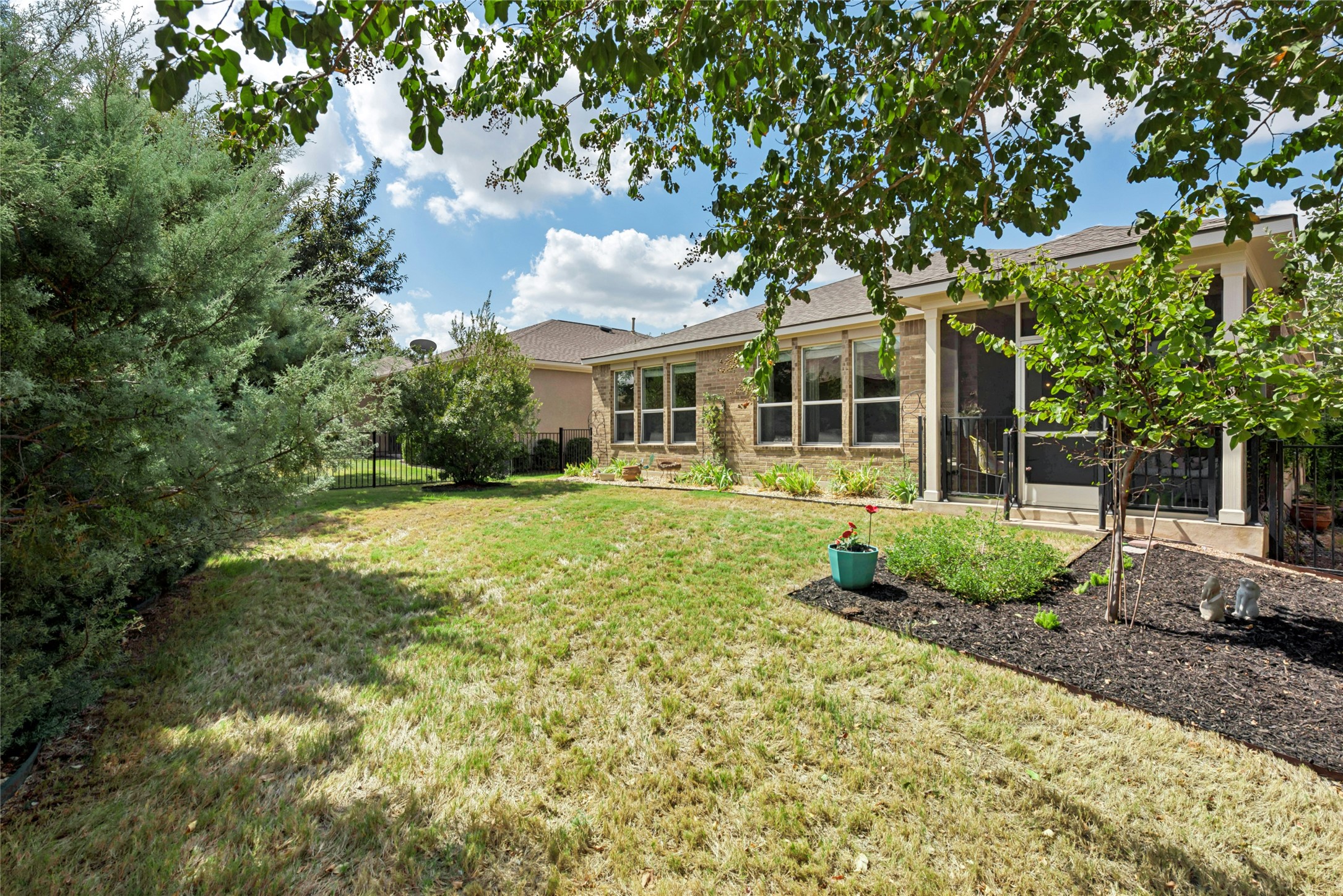 102 Trinity Lane Georgetown, TX 78633 - Photo 28 of 40 Back Yard