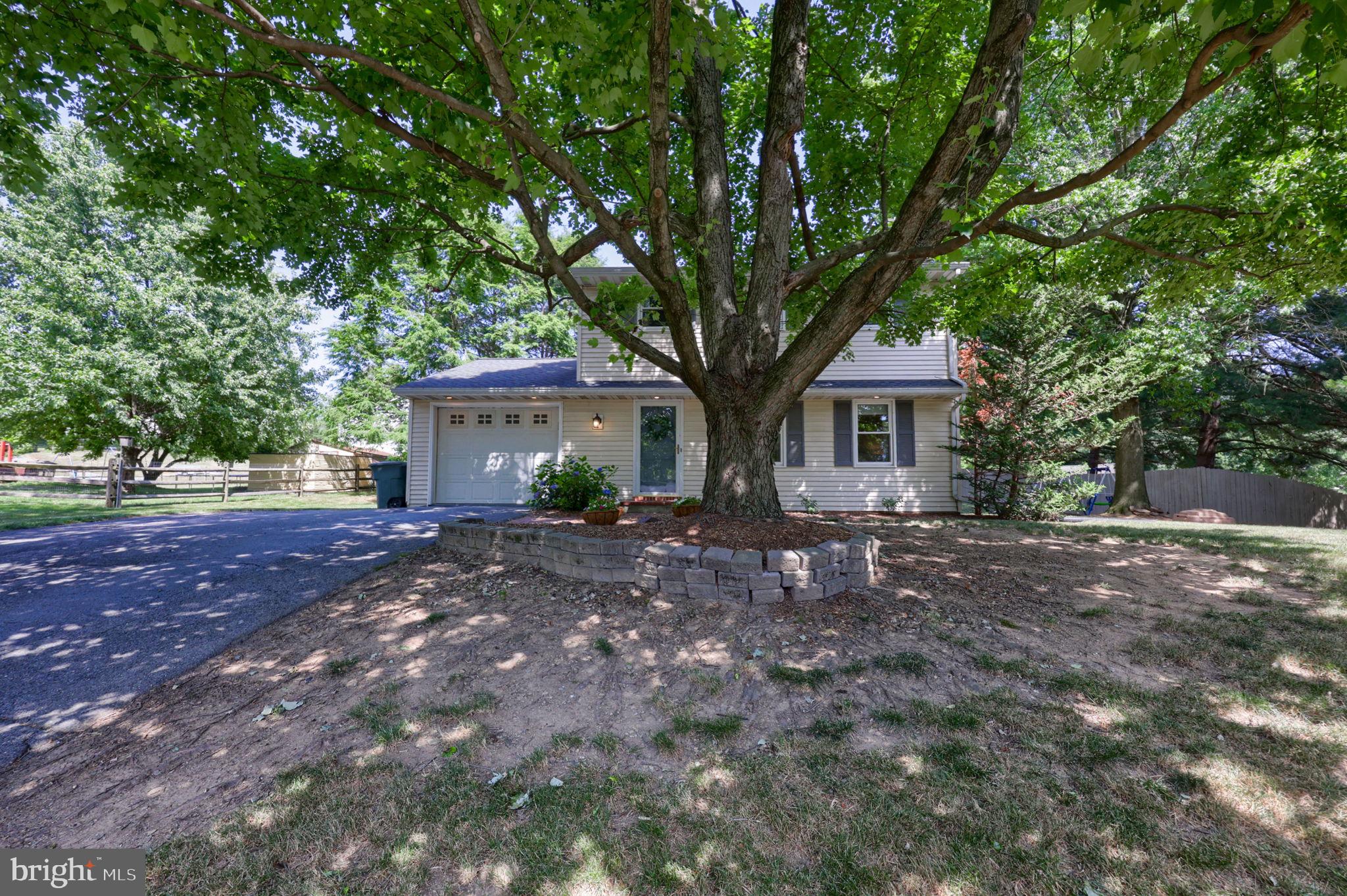 1226 West Lexington Road Manheim, PA 17545 - Photo 5 of 45 Gallery Image 5