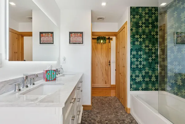 $1,649,000 | 49 Cottage Road, Arrowsic, ME 04530