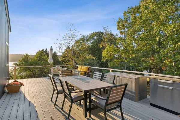 $1,649,000 | 49 Cottage Road, Arrowsic, ME 04530