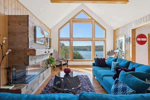 $1,649,000 | 49 Cottage Road, Arrowsic, ME 04530