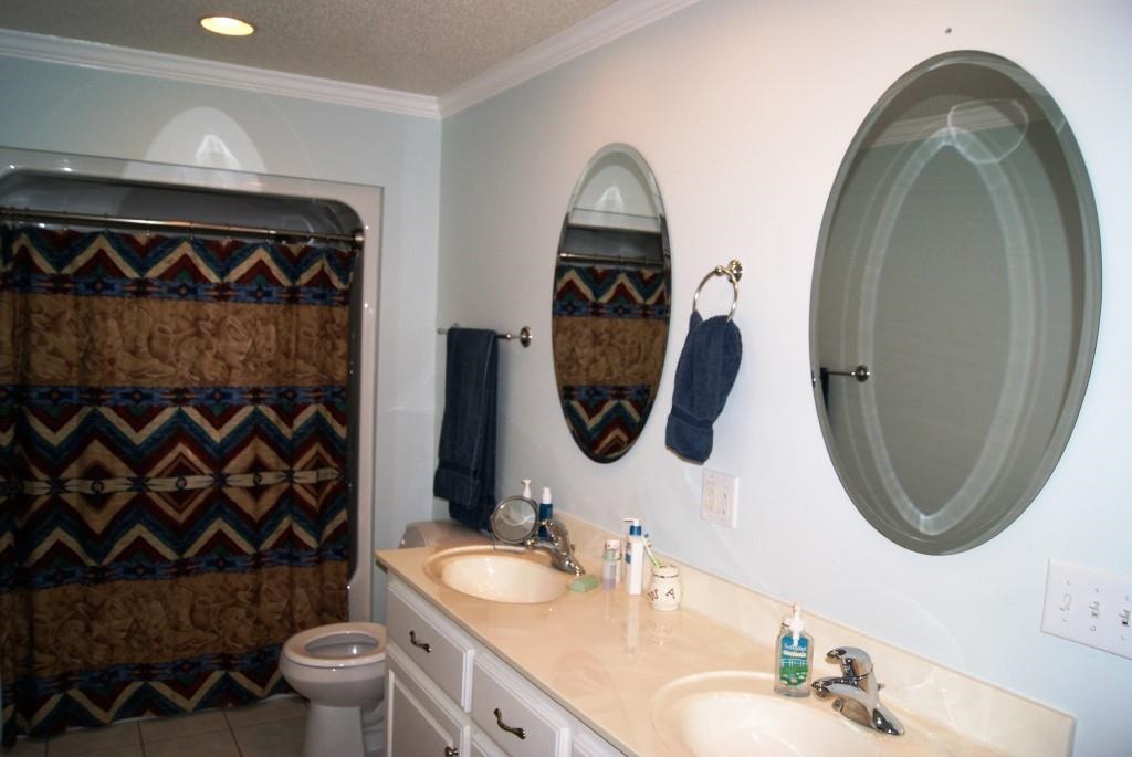 525 East Lakes Road Townville, SC 29689 - Photo 12 of 34 Gallery Image 12