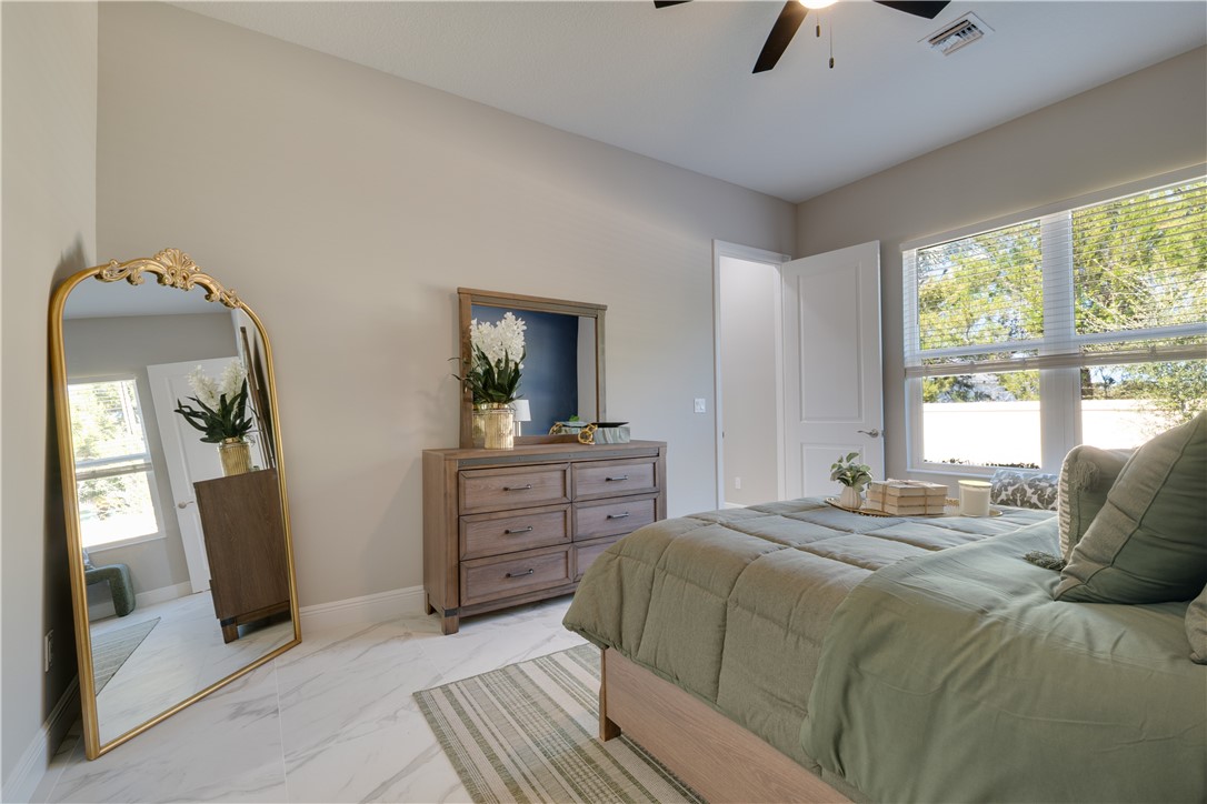 2005 Bridgepointe Circle, Unit 97 Vero Beach, FL 32967 - Photo 18 of 36