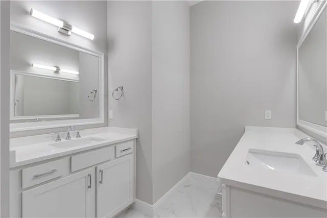 $634,700 | 2005 Bridgepointe Circle, Unit 97, Vero Beach, FL 32967