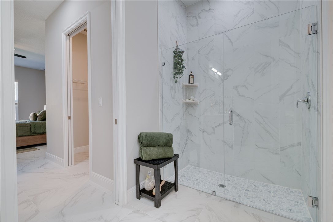 2005 Bridgepointe Circle, Unit 97 Vero Beach, FL 32967 - Photo 22 of 36