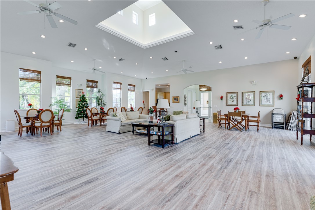 2005 Bridgepointe Circle, Unit 97 Vero Beach, FL 32967 - Photo 30 of 36