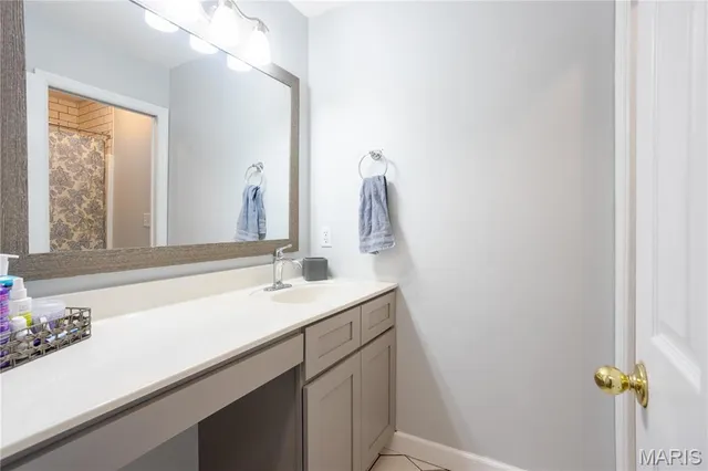 $420,000 | 5 Queen Victoria C Court, O'Fallon, MO 63366