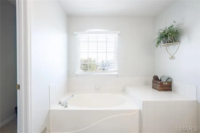 $420,000 | 5 Queen Victoria C Court, O'Fallon, MO 63366