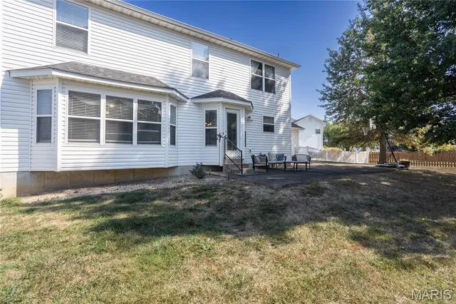 $420,000 | 5 Queen Victoria C Court, O'Fallon, MO 63366