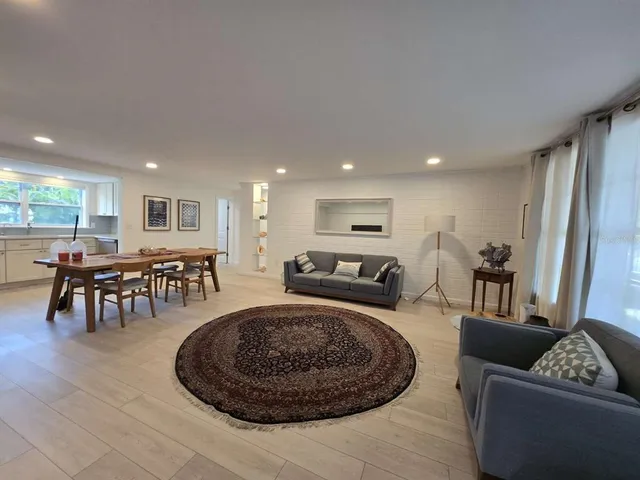 $749,000 | 751 Fox Street, Longboat Key, FL 34228