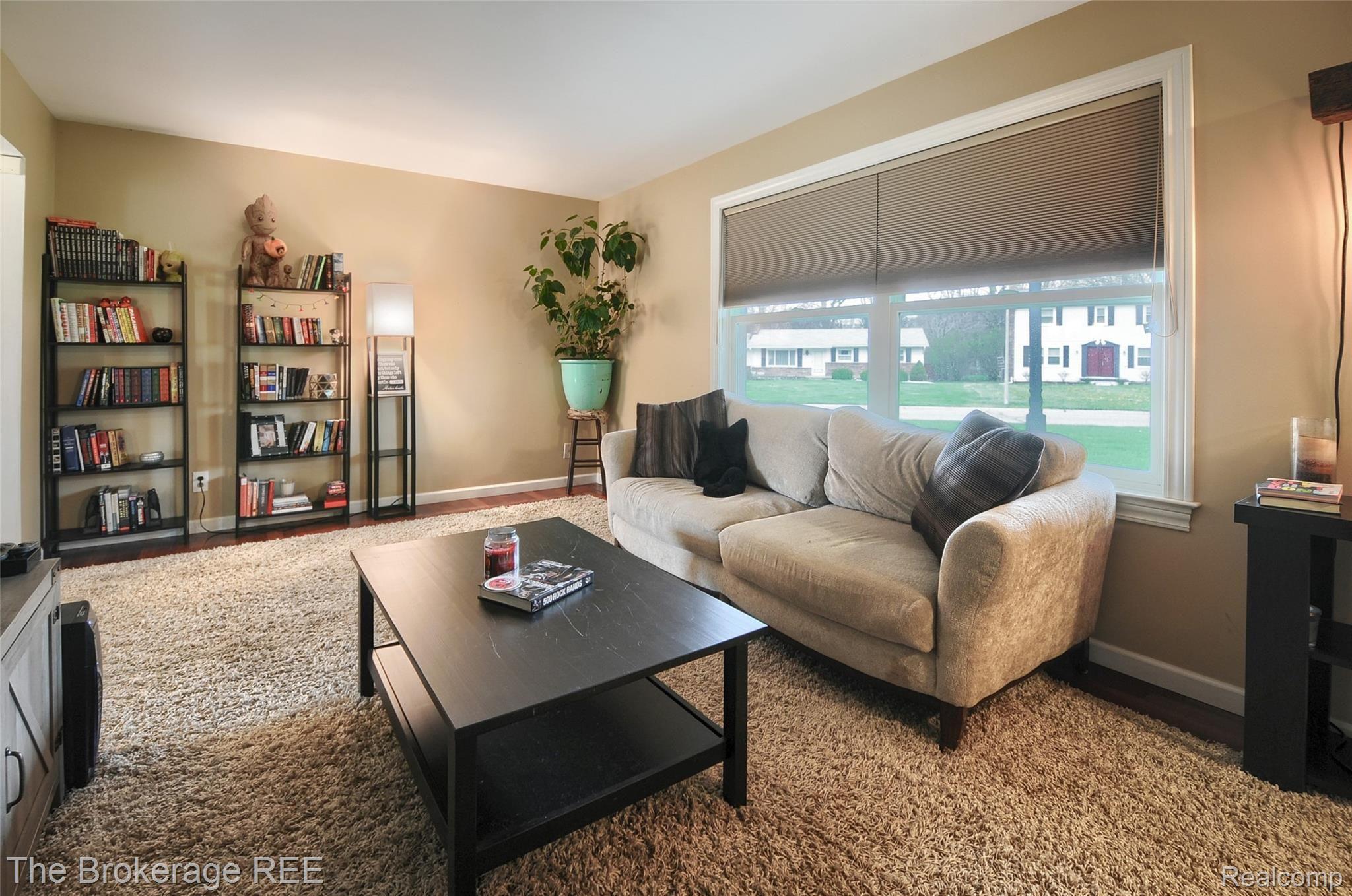 5286 North Georgetown Road Grand Blanc, MI 48439 - Photo 8 of 42 DSC_1813-HDR(5).jpg