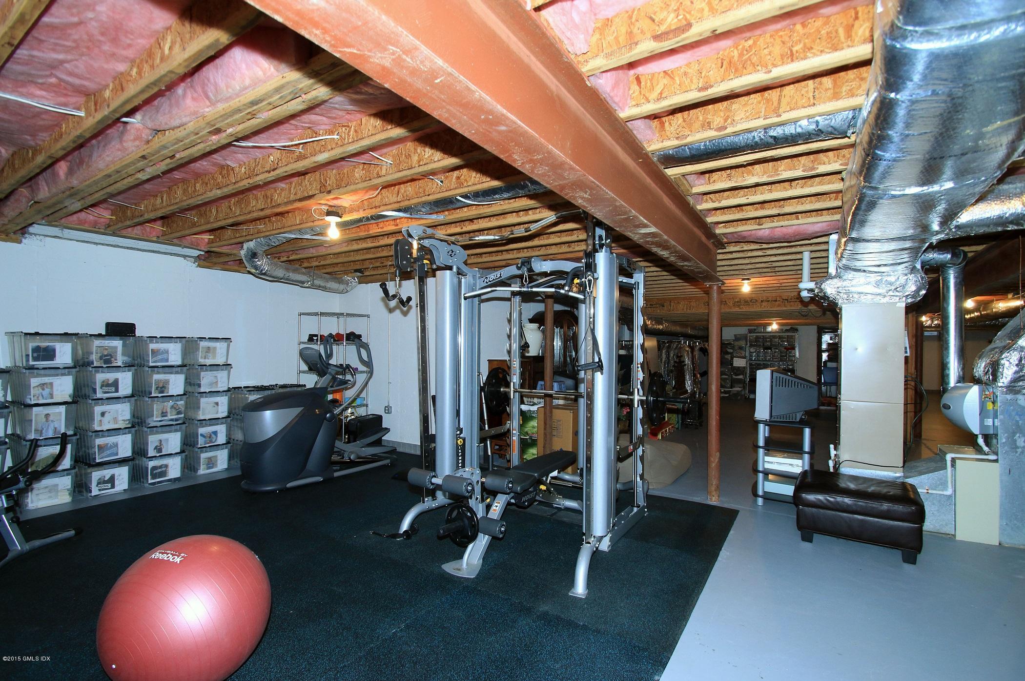 27 Chieftans Road Greenwich, CT 06831 - Photo 30 of 31 a view of a room with gym equipment