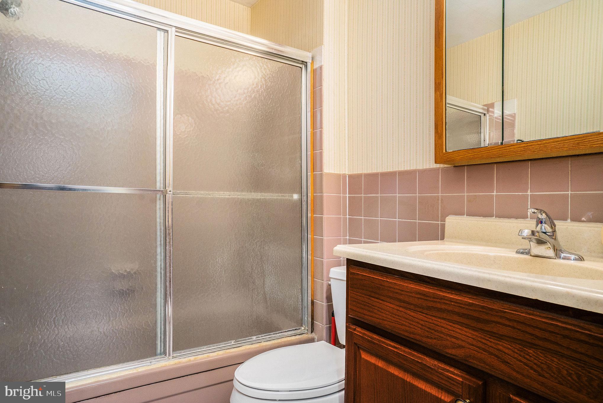 235 Hancock Road North Wales, PA 19454 - Photo 13 of 22