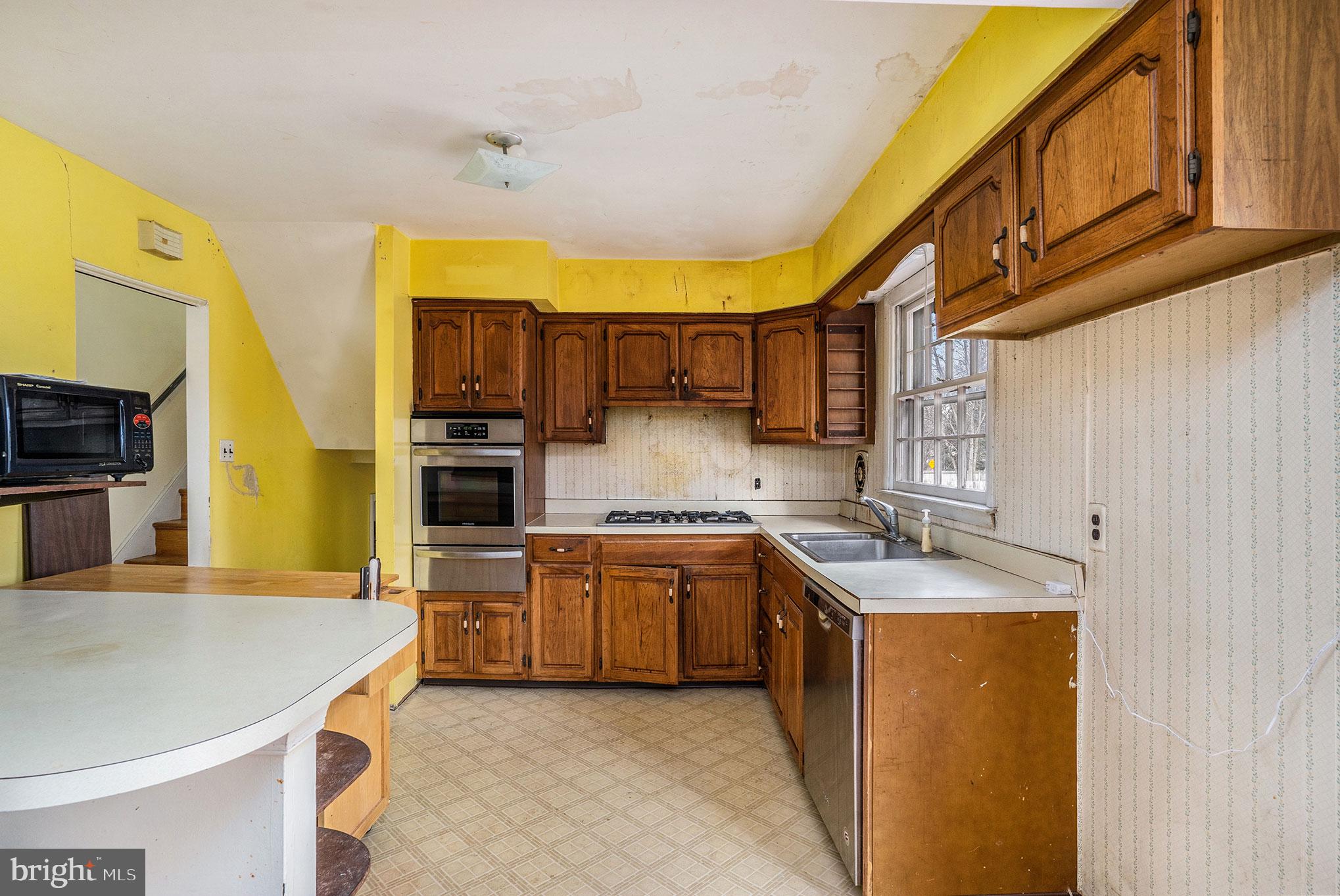 235 Hancock Road North Wales, PA 19454 - Photo 6 of 22