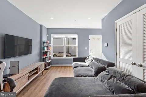 $475,000 | 2210 Hunter Place Southeast, Washington, DC 20020