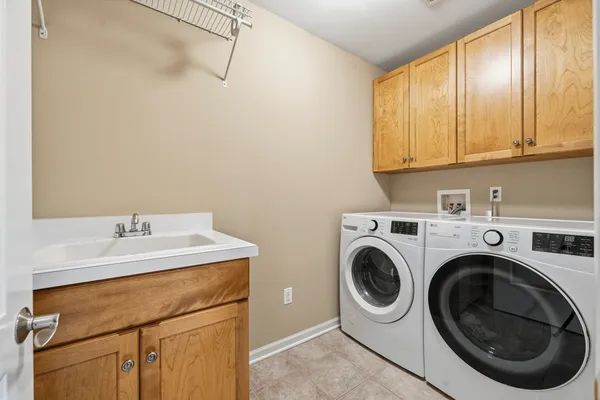 $774,900 | 40W378 Francis Bret Harte Street, St. Charles, IL 60175