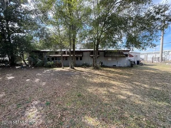 a view of a house with a outdoor space