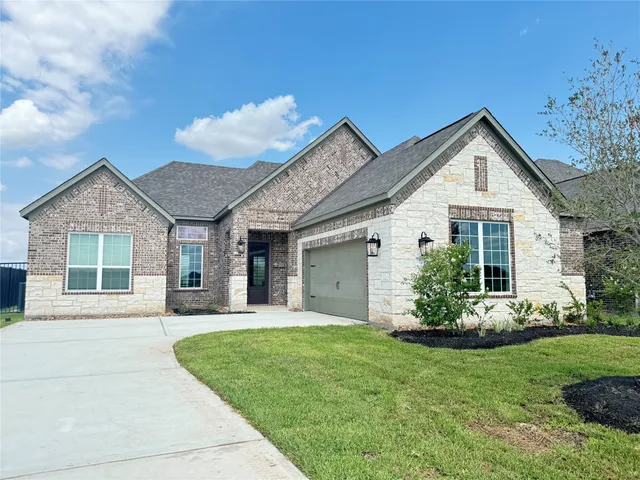 $375,900 | 2107 Tioga Vw Drive, Iowa Colony, TX 77583