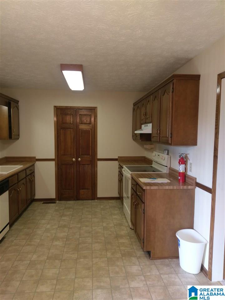 338 Collum Street Jemison, AL 35085 - Photo 14 of 27