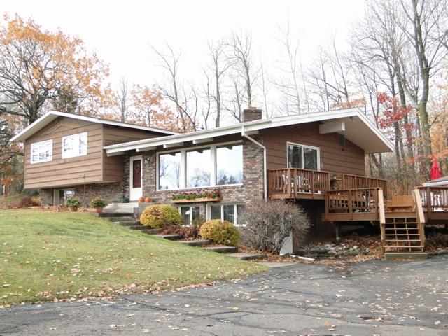 1721 Norton Road Duluth, MN 55803 - Photo 1 of 17