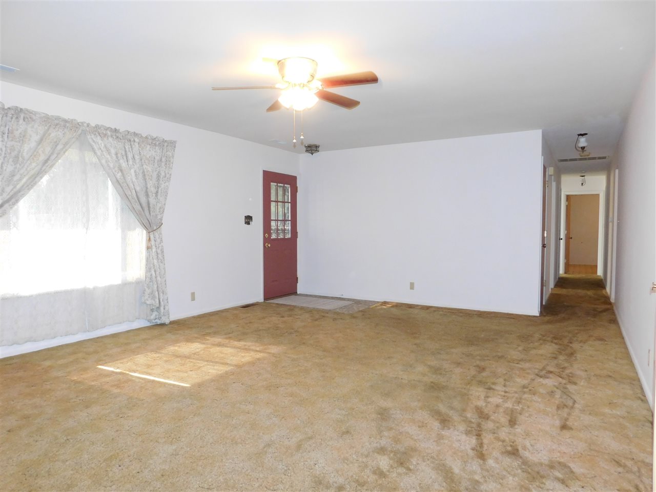 1209 Stogdill Road Bluffton, IN 46714 - Photo 4 of 36 Gallery Image 4