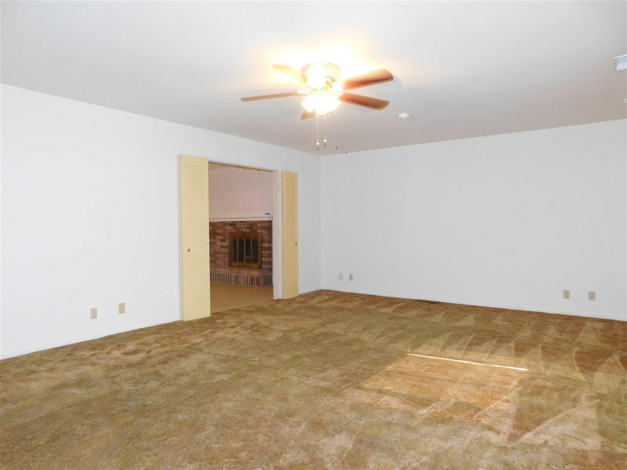 1209 Stogdill Road Bluffton, IN 46714 - Photo 5 of 36 Gallery Image 5