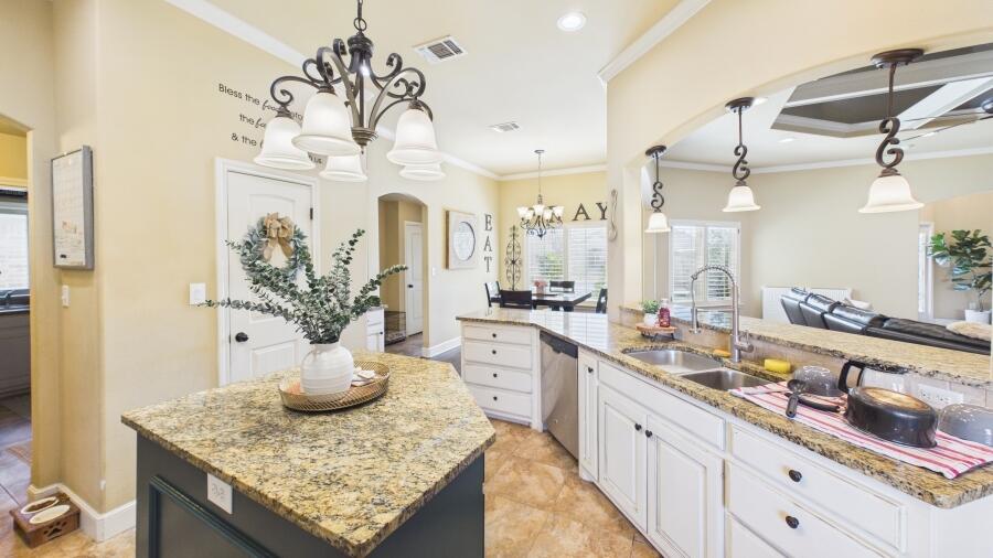 3616 134th Street Lubbock, TX 79423 - Photo 36 of 72 CAM06379G6-PR0018-STILL038