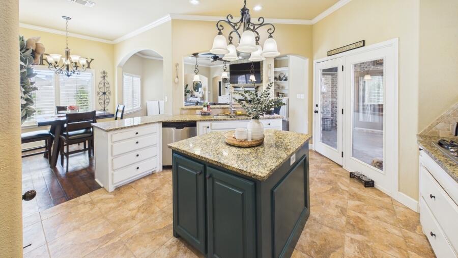 3616 134th Street Lubbock, TX 79423 - Photo 39 of 72 CAM06379G6-PR0018-STILL041