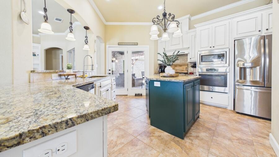 3616 134th Street Lubbock, TX 79423 - Photo 41 of 72 CAM06379G6-PR0018-STILL077