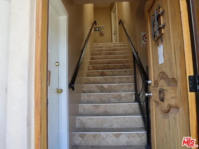 $2,525 | 11339 Venice Blvd., Unit 4, Los Angeles, CA 90066